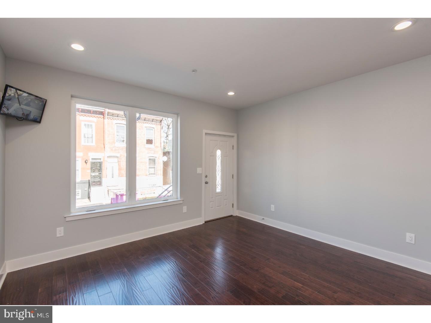 POINT BREEZE - Residential