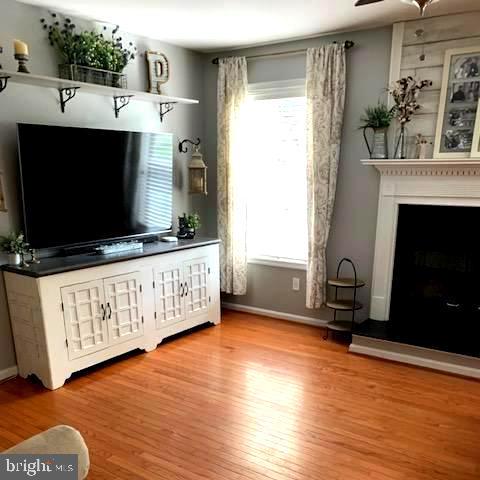 STONE HILL ESTATES - Residential Lease