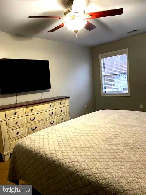 STONE HILL ESTATES - Residential Lease