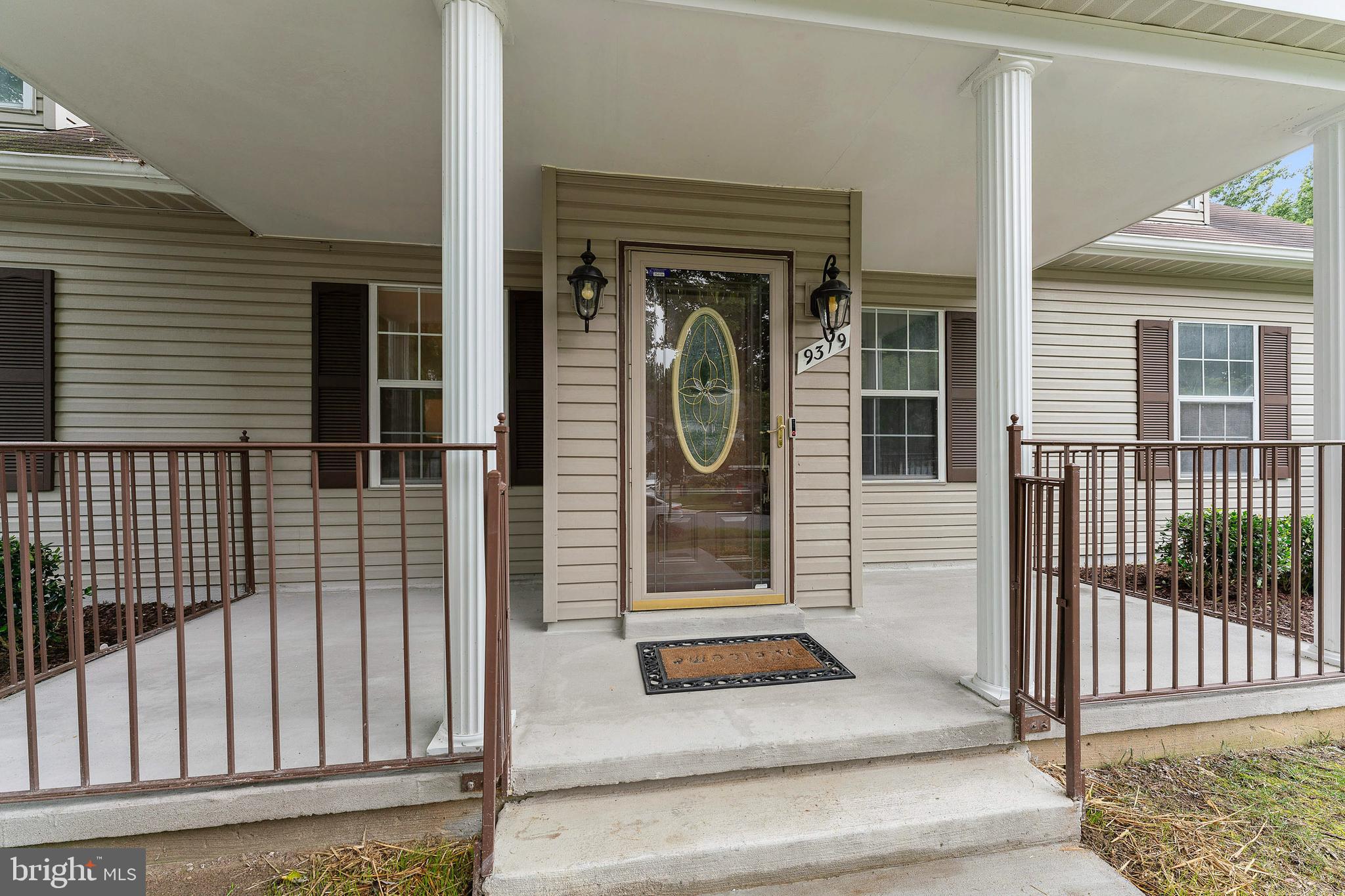 FOX RUN ESTATES - Residential