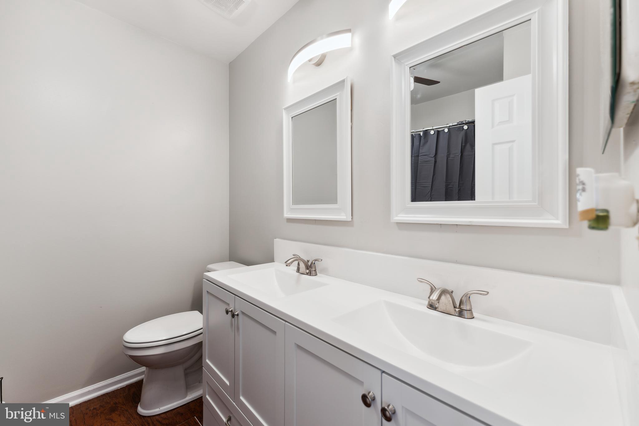 FOX RUN ESTATES - Residential