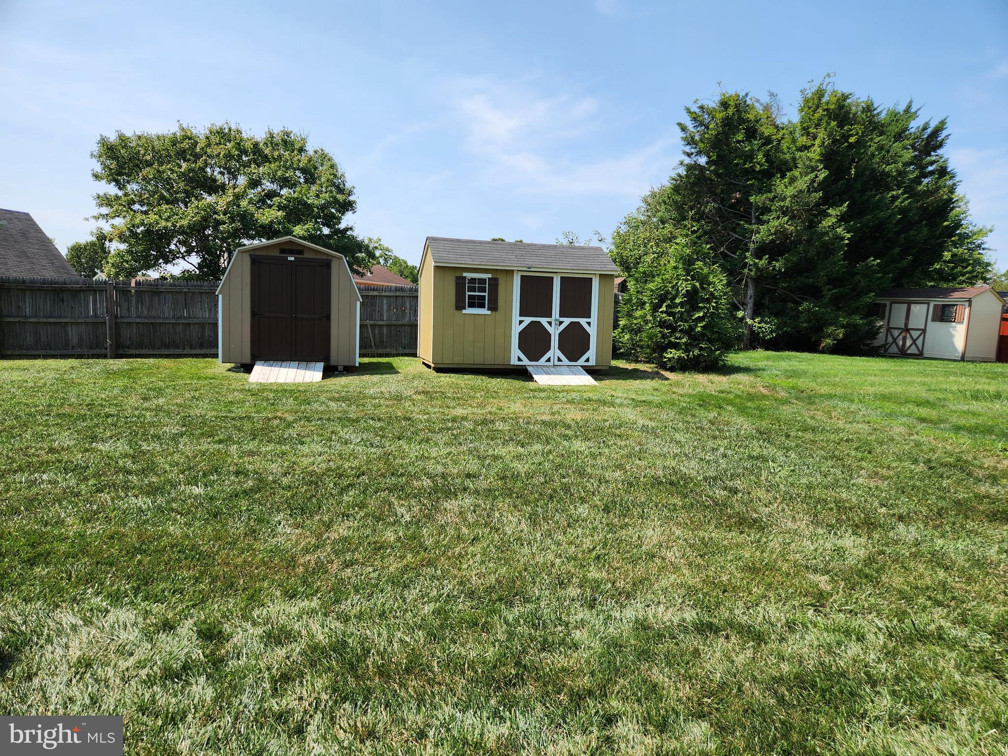 FOX RUN ESTATES - Residential