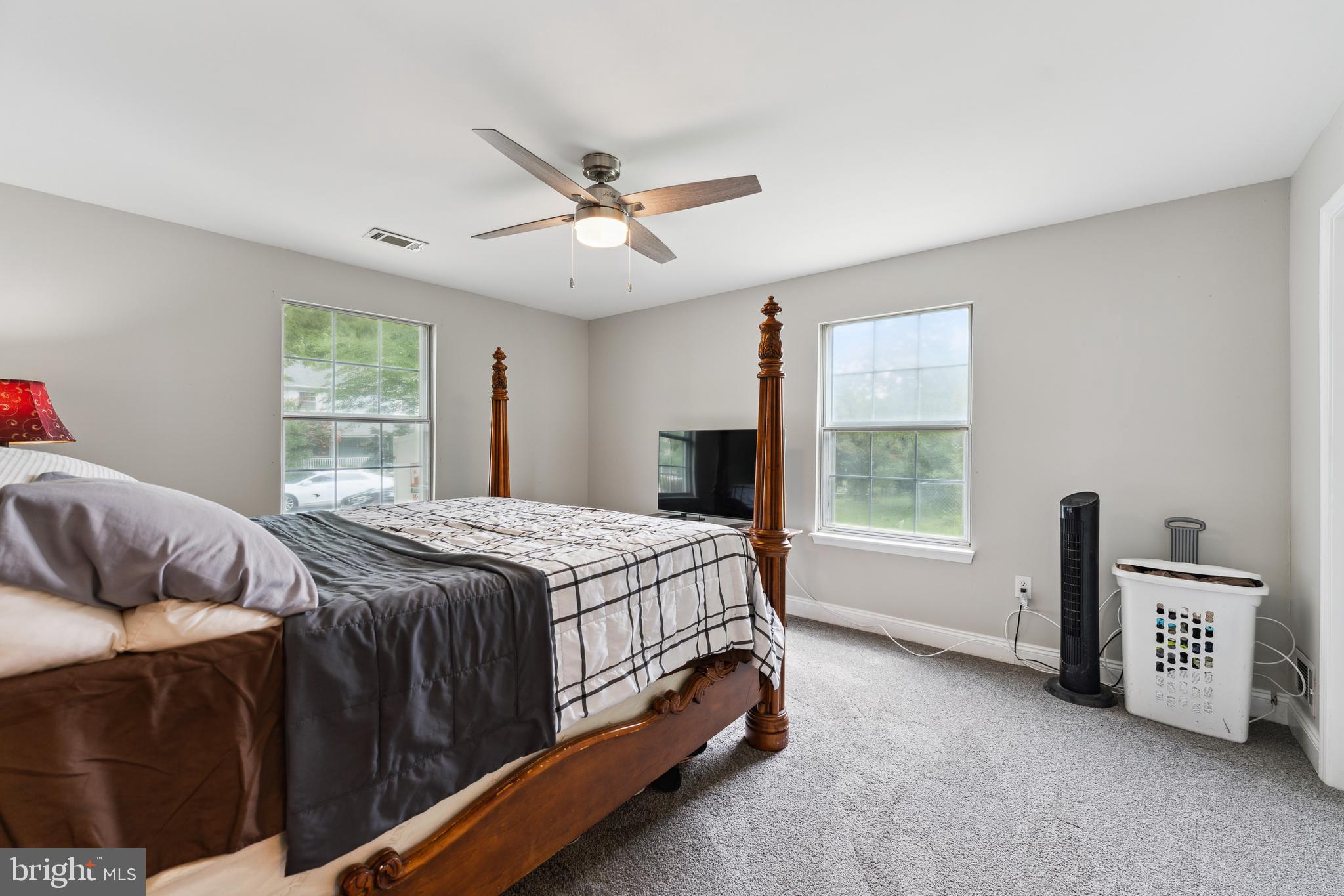 FOX RUN ESTATES - Residential