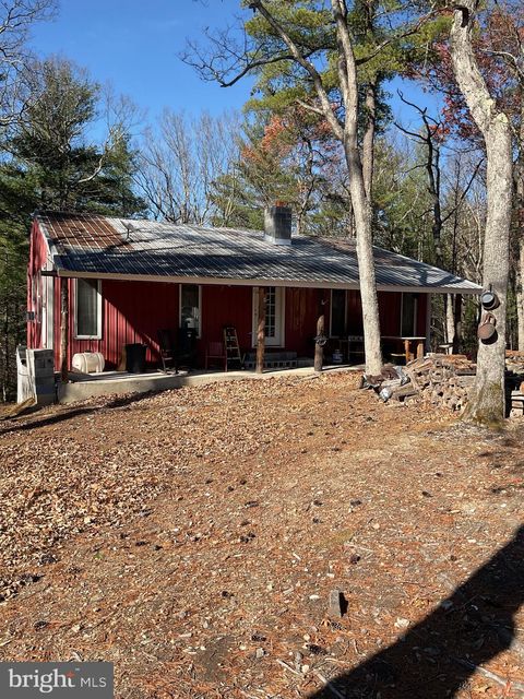 40.4 AC DAVE MORELAND RD SLANESVILLE WV 25444