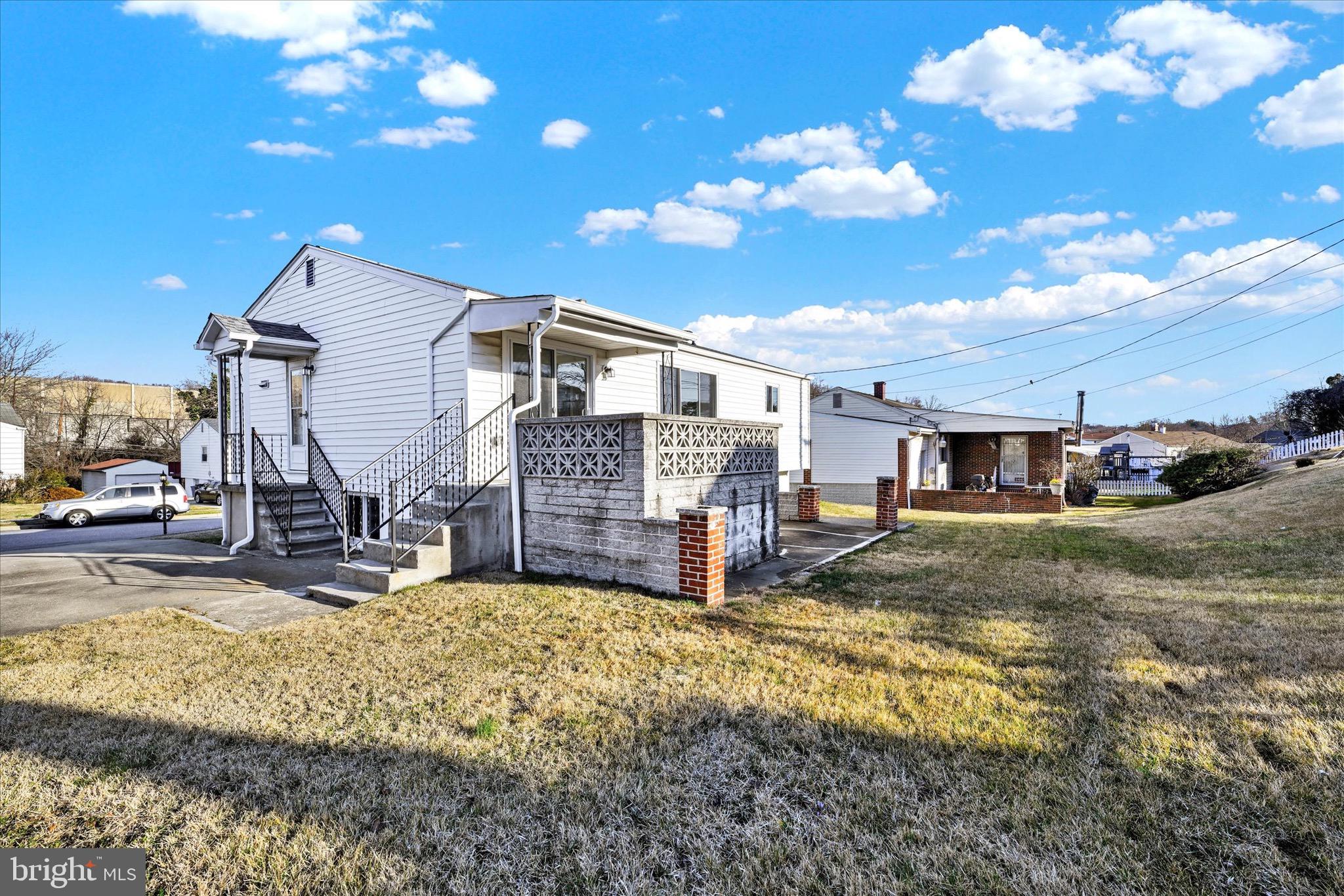 WEYBURN PARK - Residential