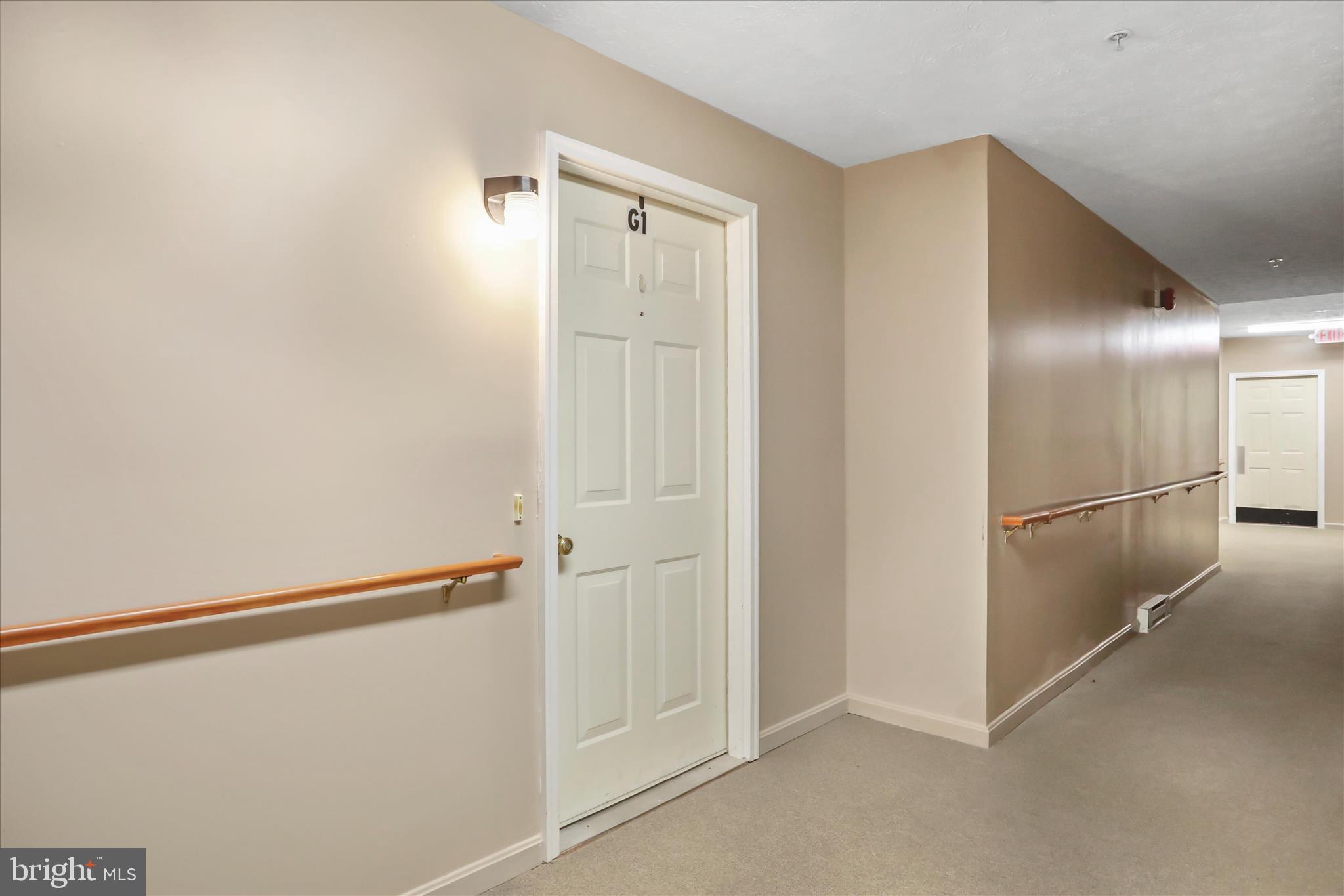 SIGNAL KNOB CONDOS - Residential