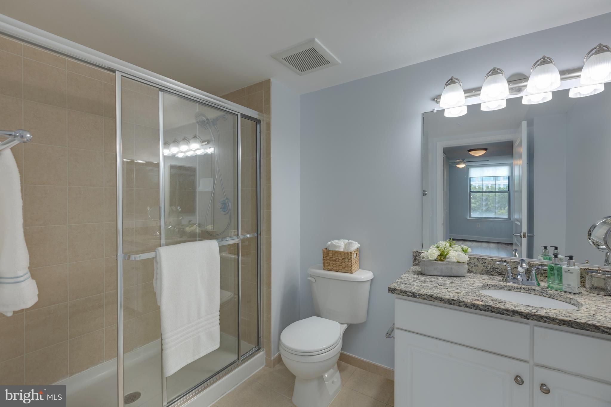 CARLTON HOUSE - Residential