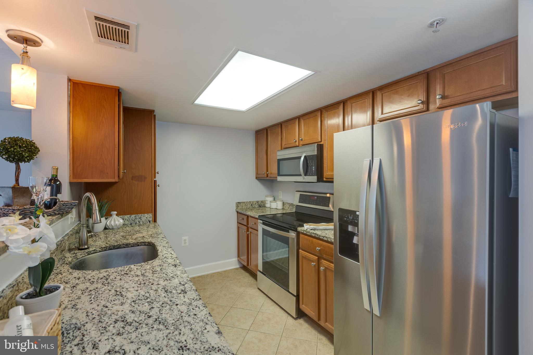 CARLTON HOUSE - Residential