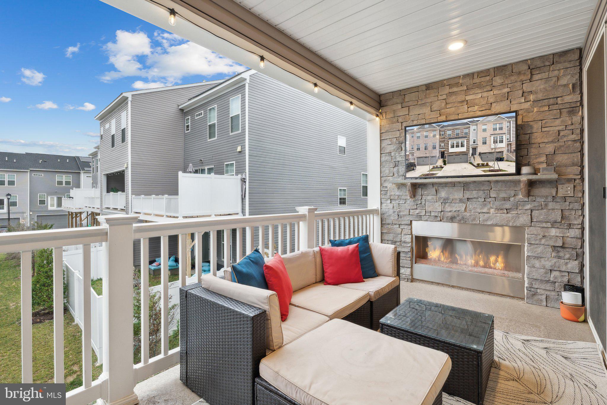 WESTRIDGE AT WESTPHALIA - Residential Lease