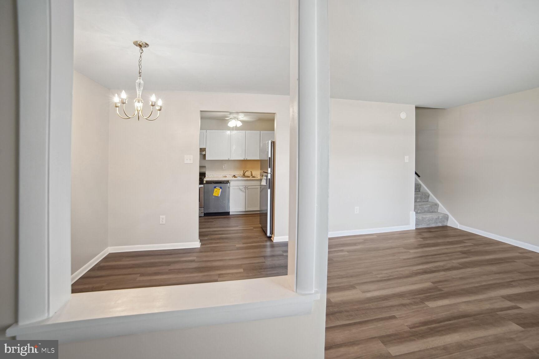 WHISKEY BOTTOM - Residential