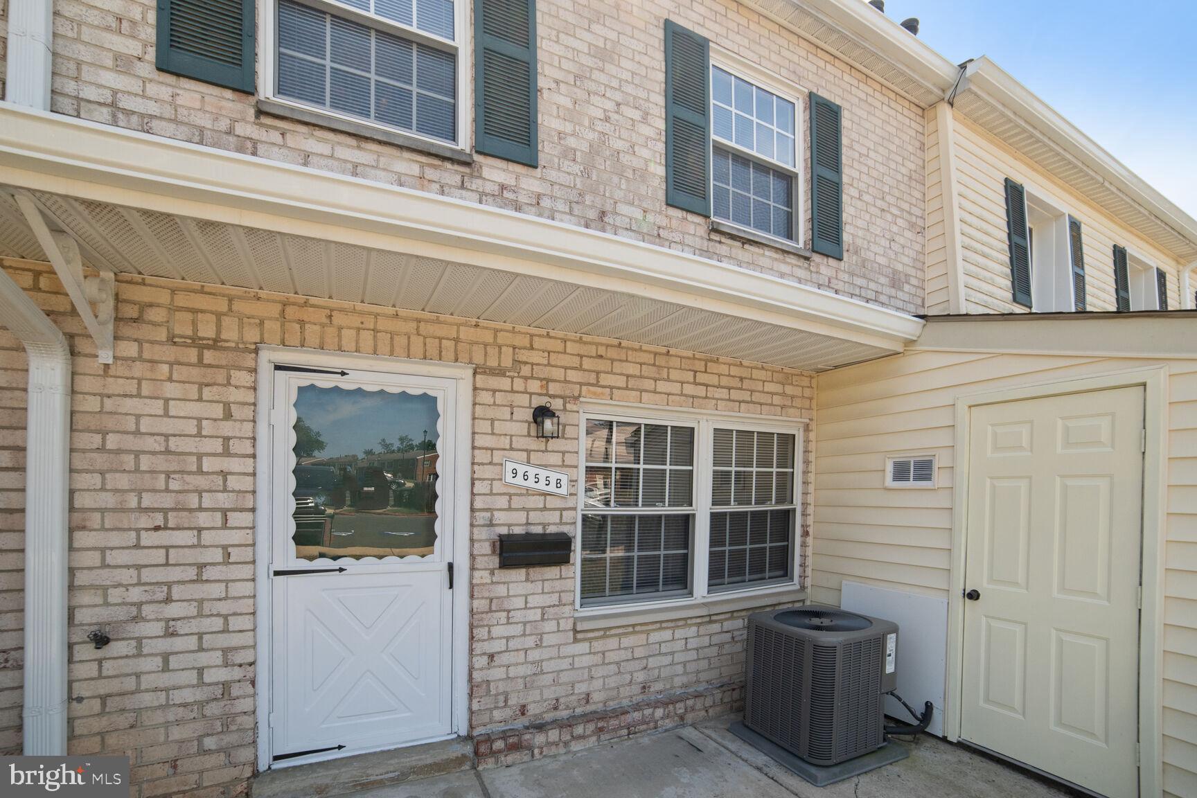 WHISKEY BOTTOM - Residential