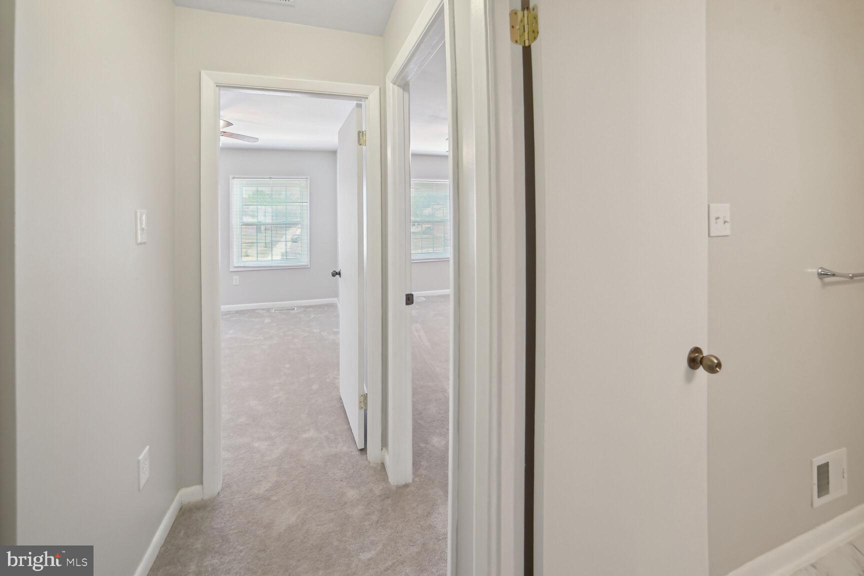 WHISKEY BOTTOM - Residential