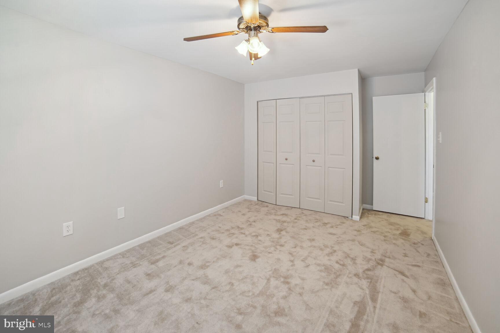 WHISKEY BOTTOM - Residential