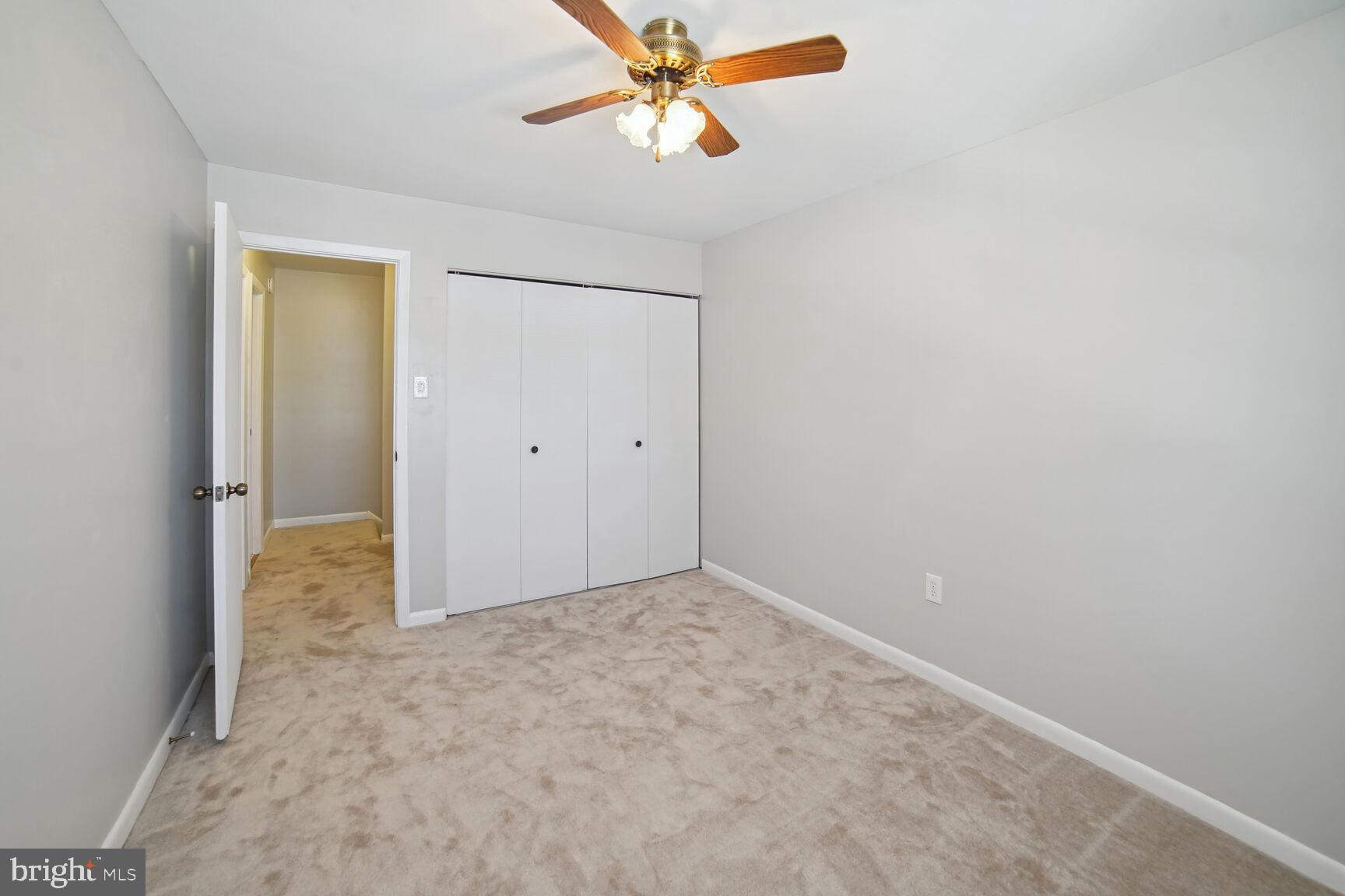 WHISKEY BOTTOM - Residential