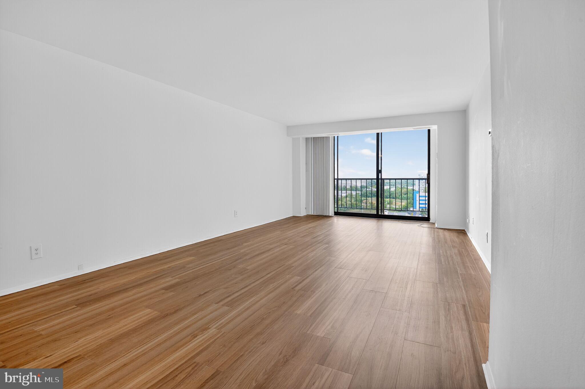 REGENCY AT MCLEAN - Residential