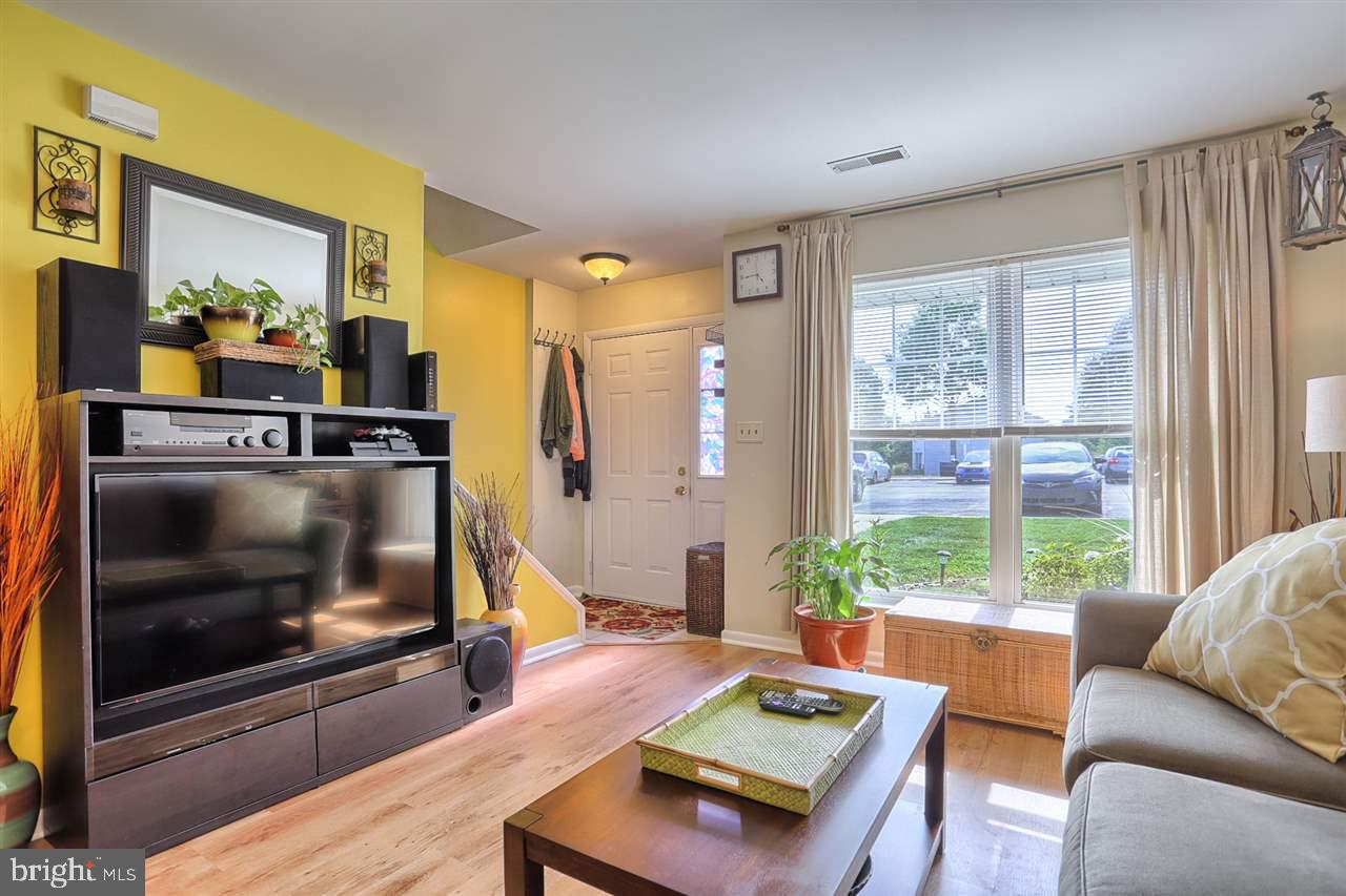 PARKSIDE - Residential