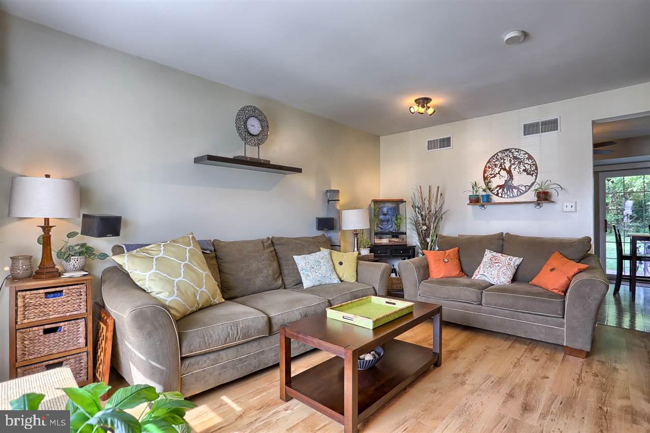 PARKSIDE - Residential