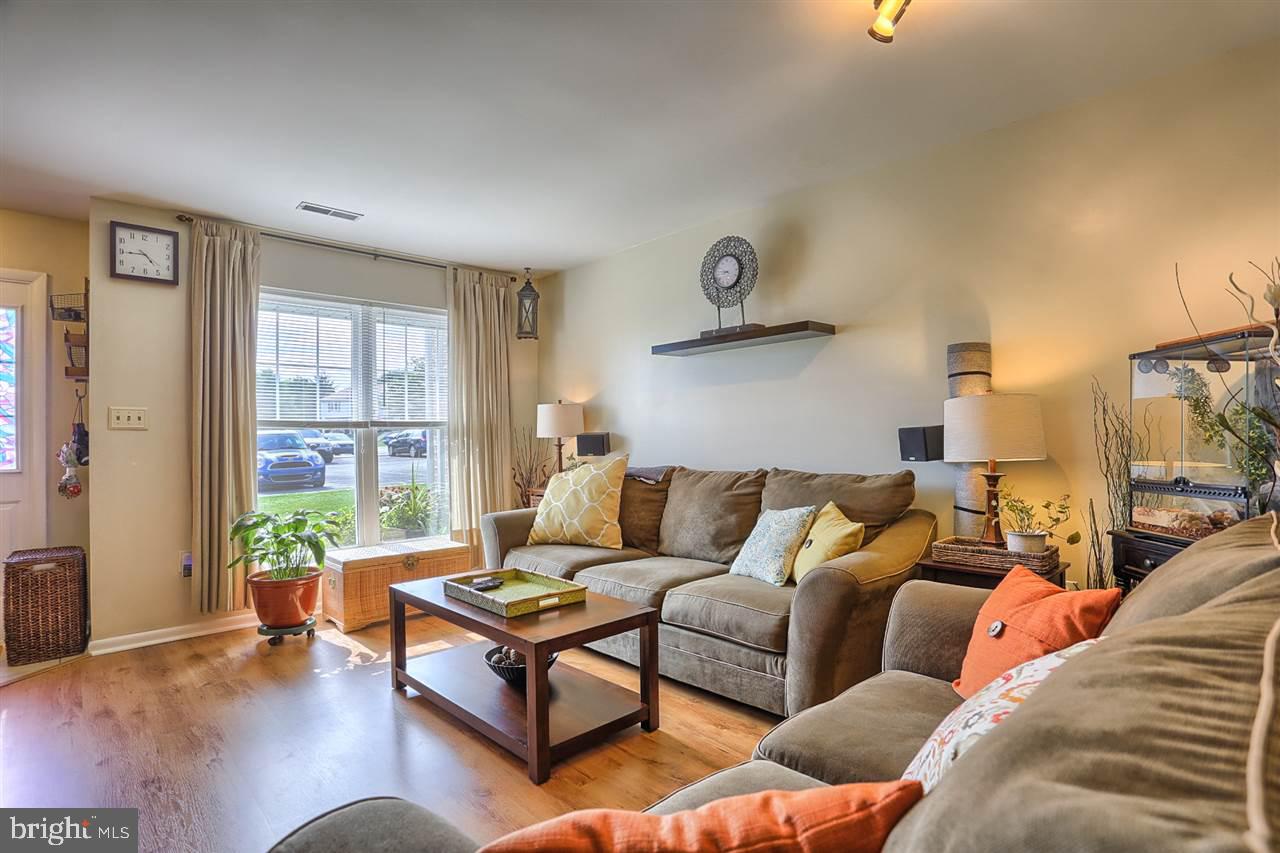 PARKSIDE - Residential