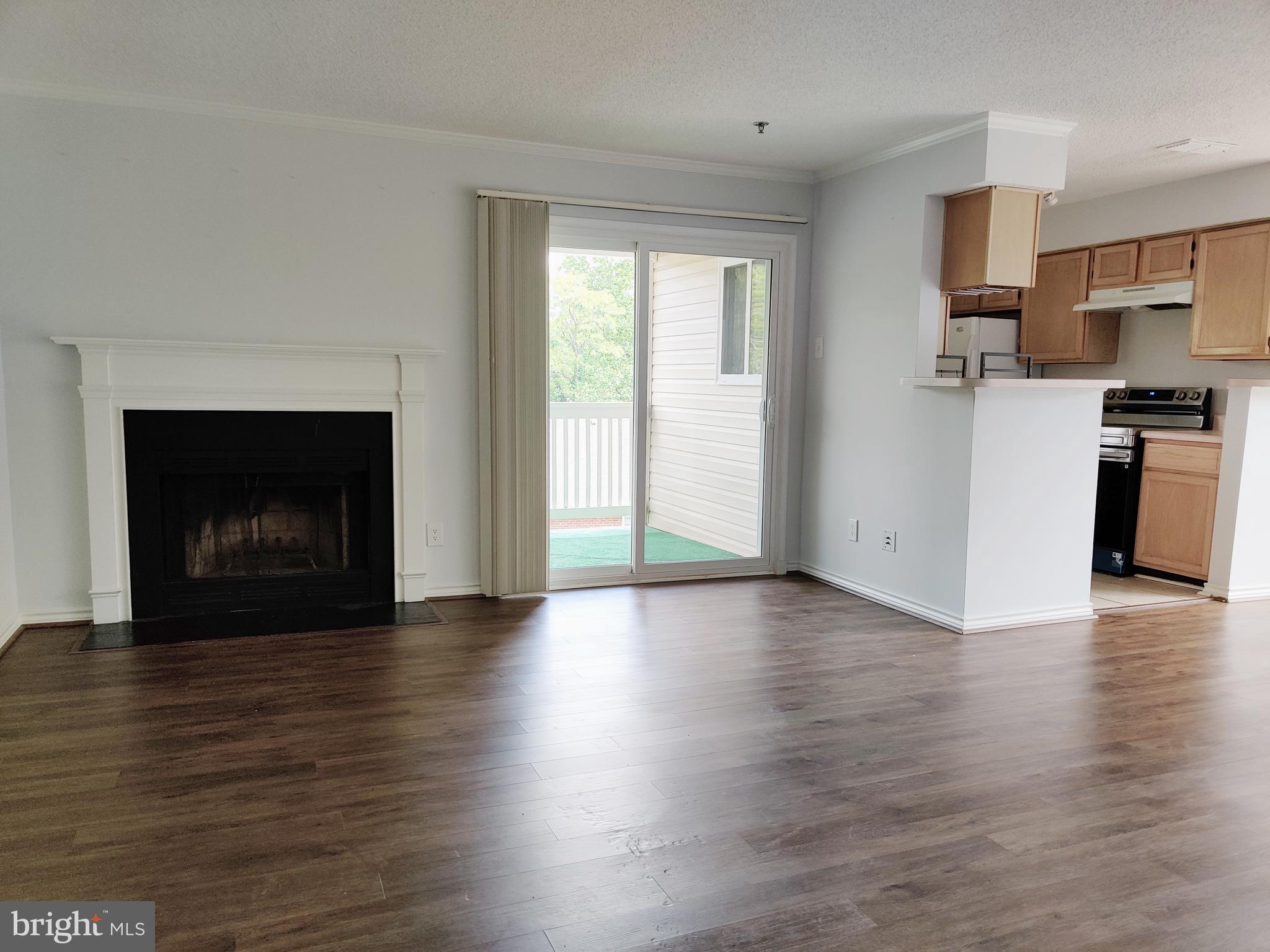 1504 LINCOLN WAY 305
