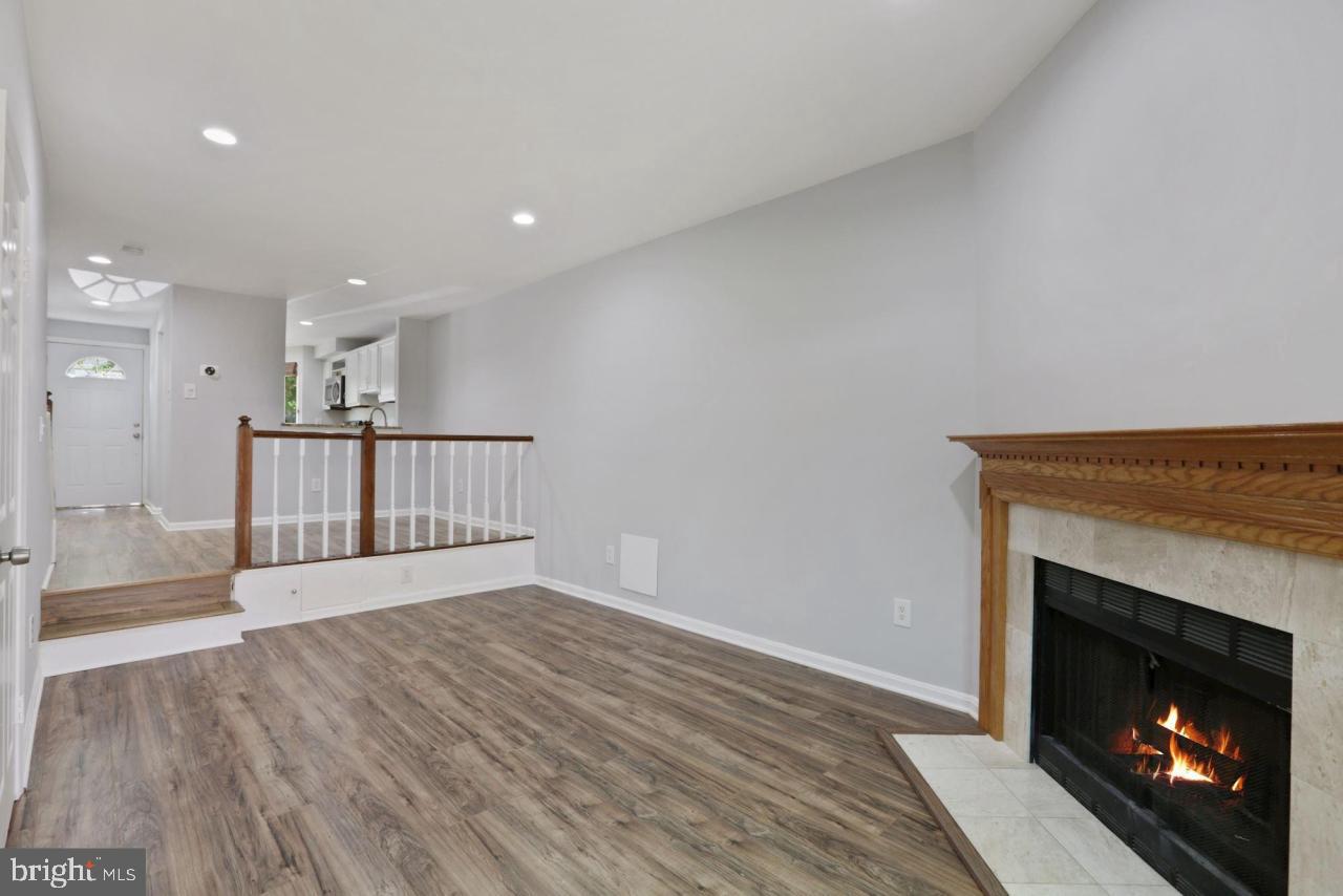 WHISPERWOOD - Residential Lease