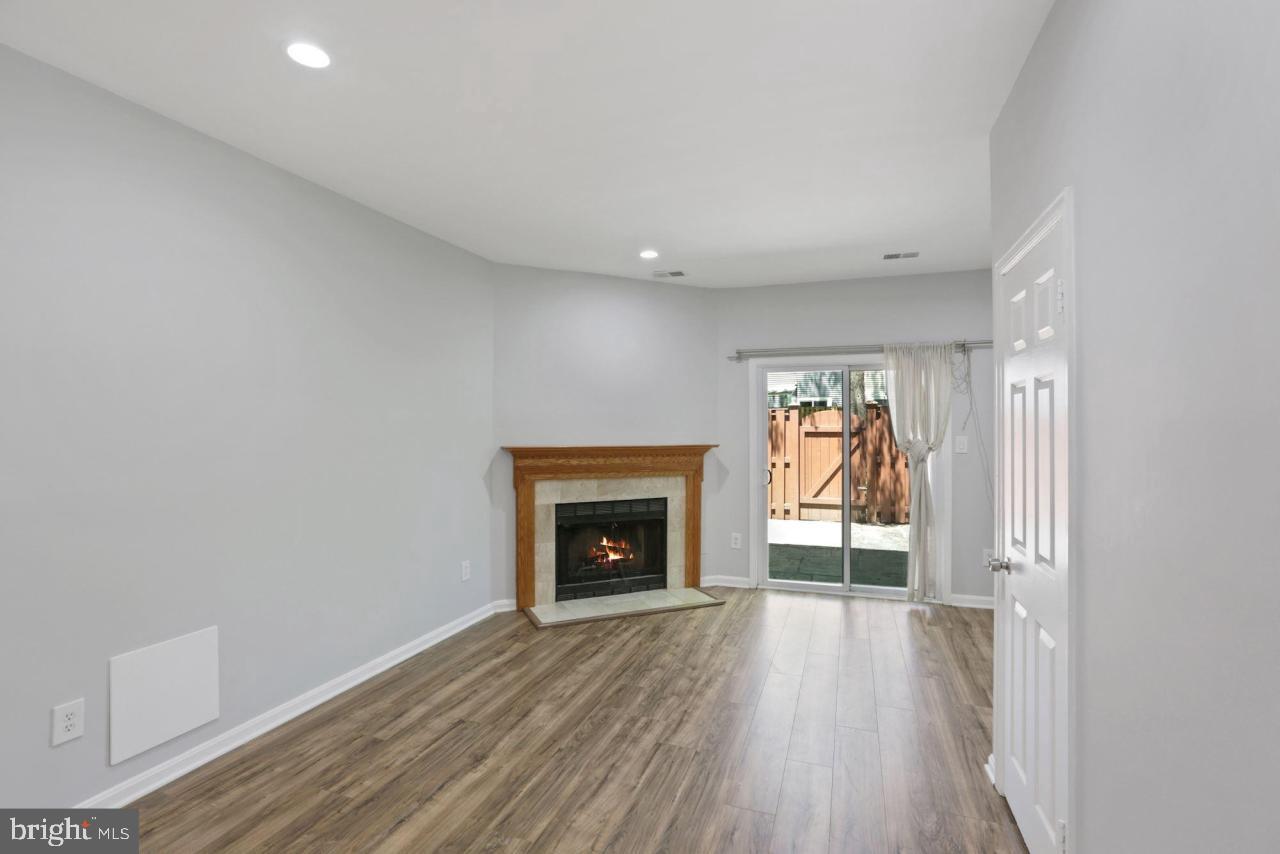 WHISPERWOOD - Residential Lease