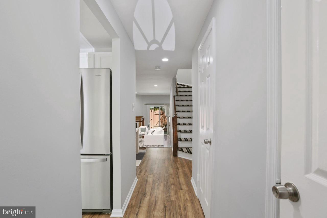 WHISPERWOOD - Residential Lease