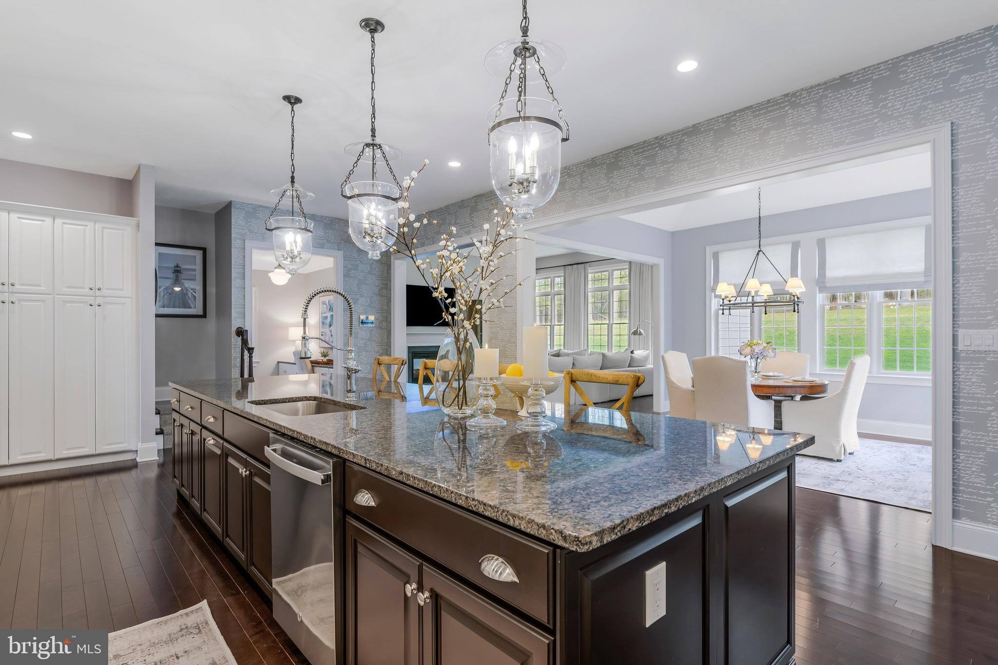 DUTCHESS FARM ESTS - Residential