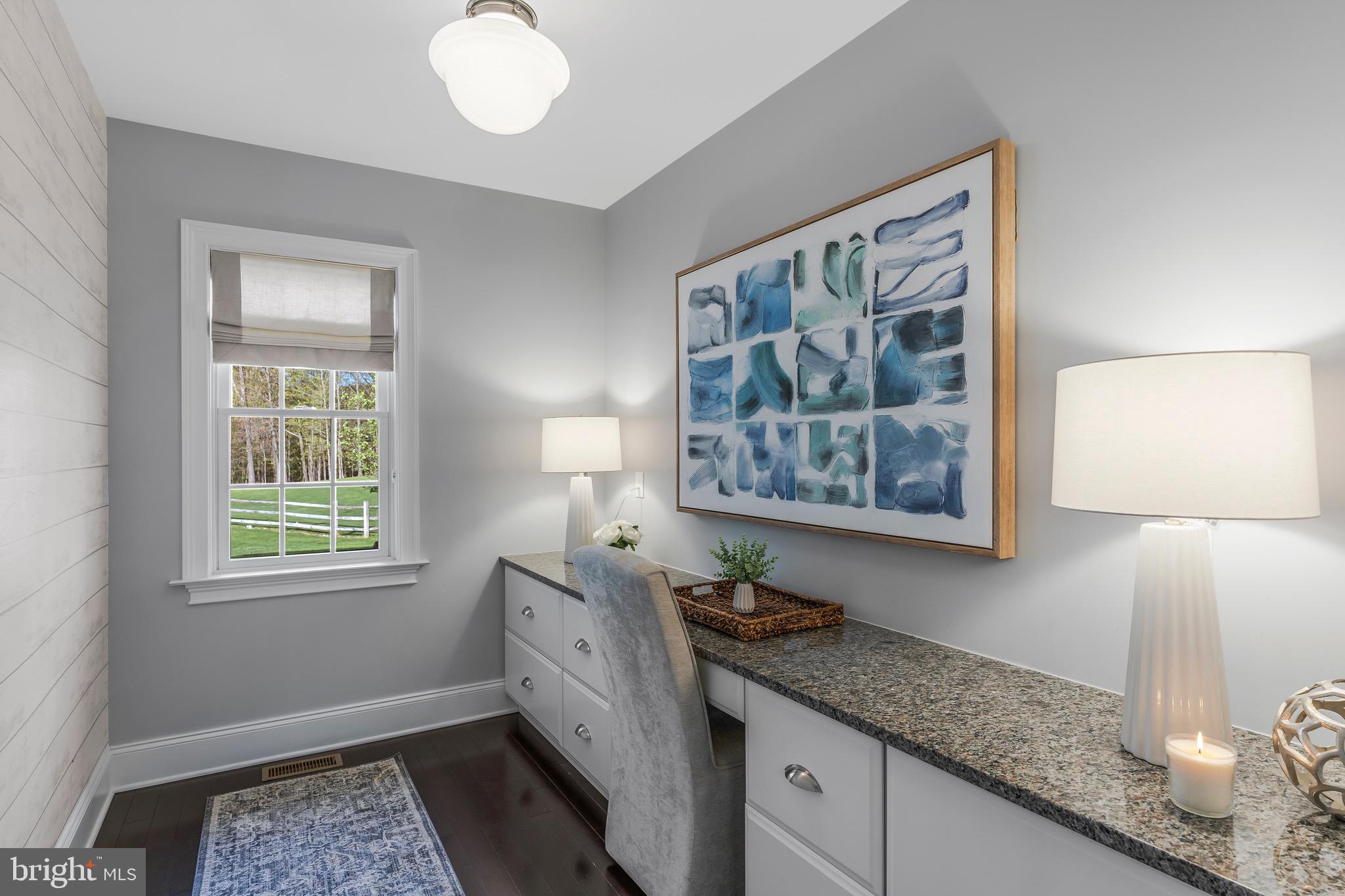 DUTCHESS FARM ESTS - Residential