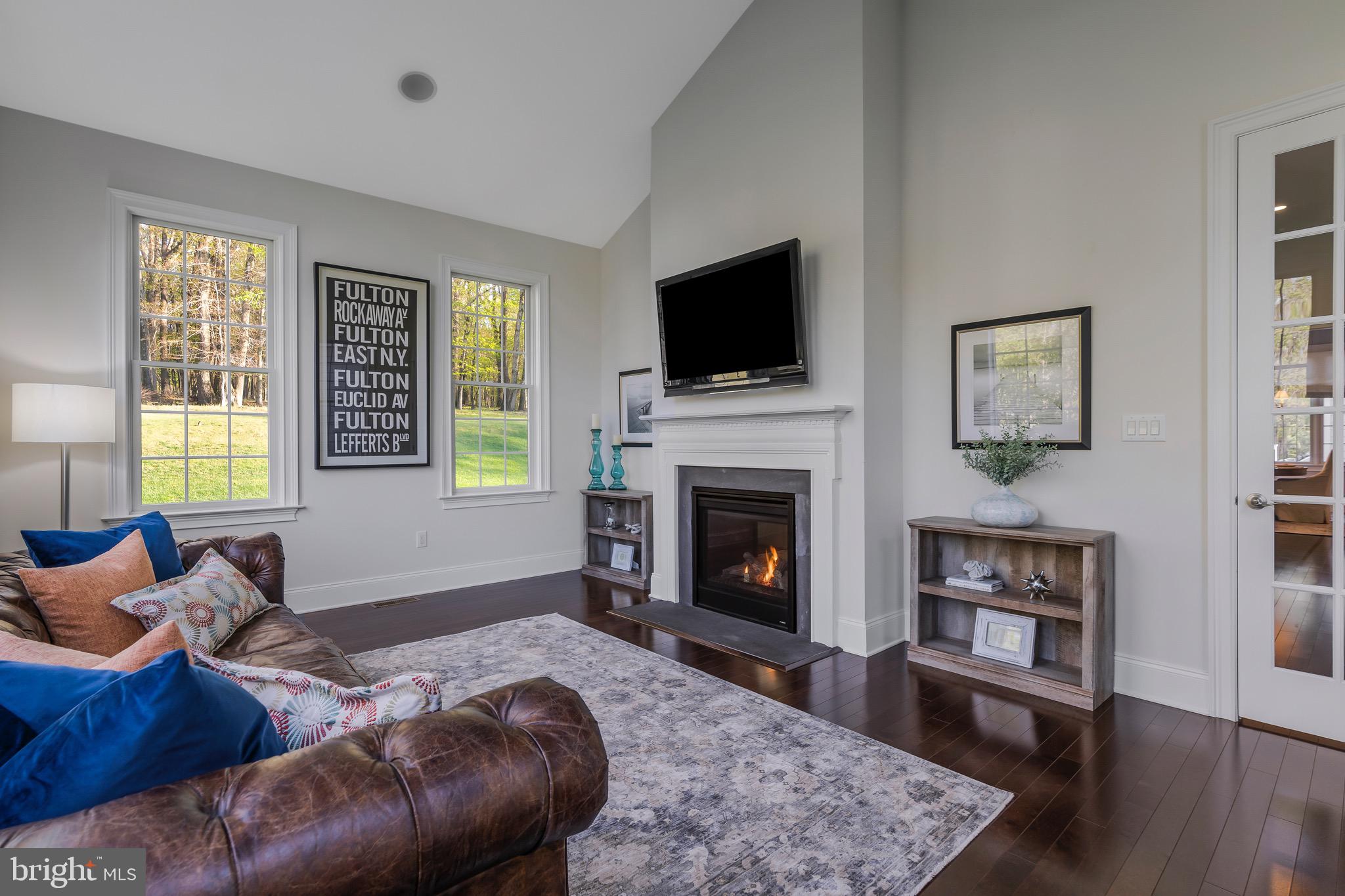 DUTCHESS FARM ESTS - Residential