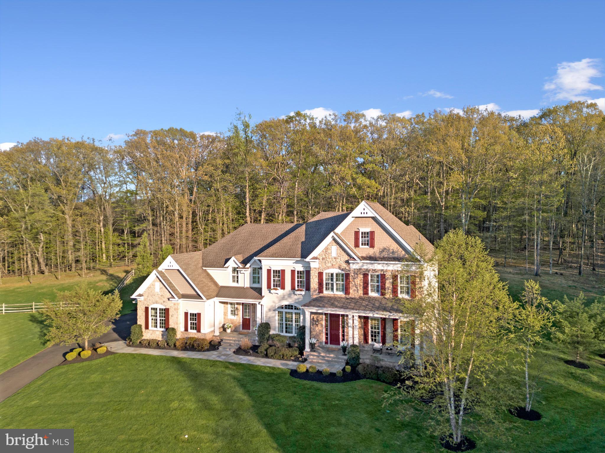 DUTCHESS FARM ESTS - Residential