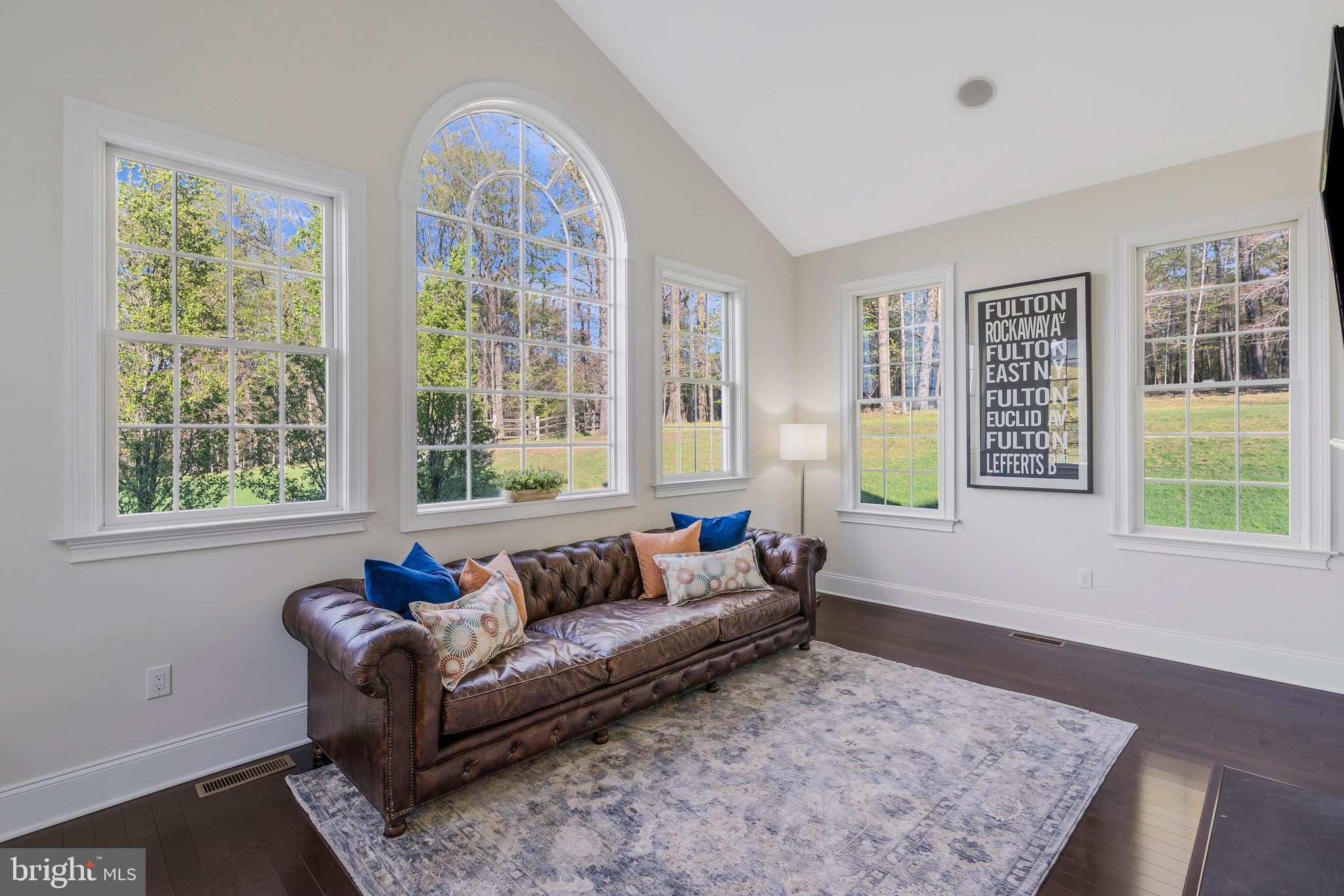 DUTCHESS FARM ESTS - Residential