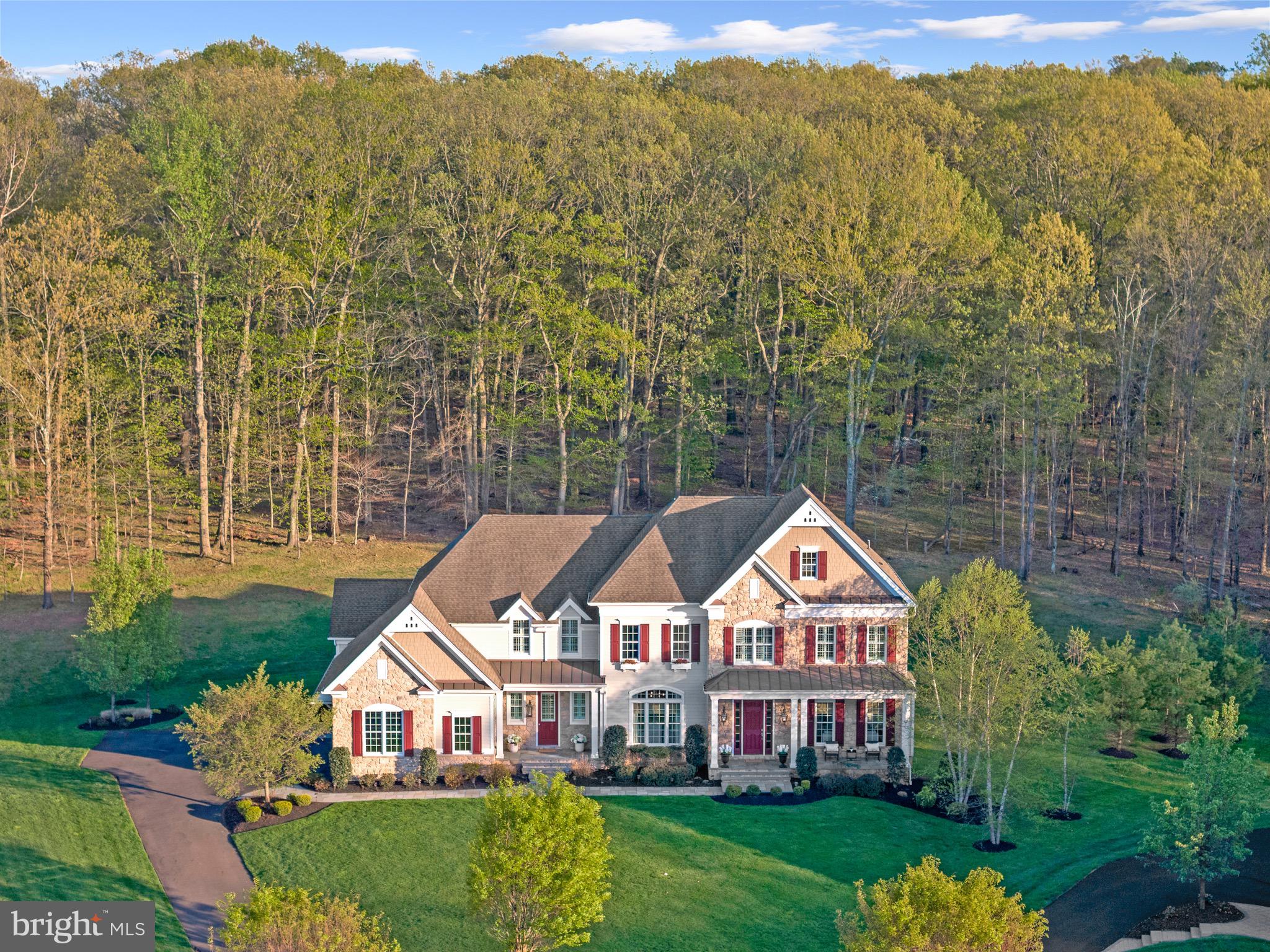 DUTCHESS FARM ESTS - Residential