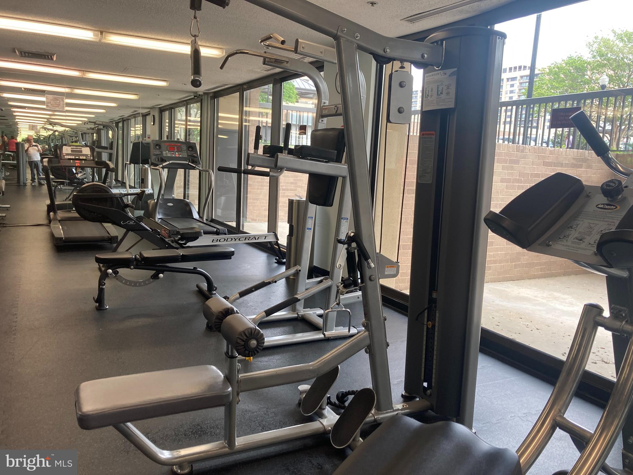 SKYLINE SQUARE CONDO - Residential Lease