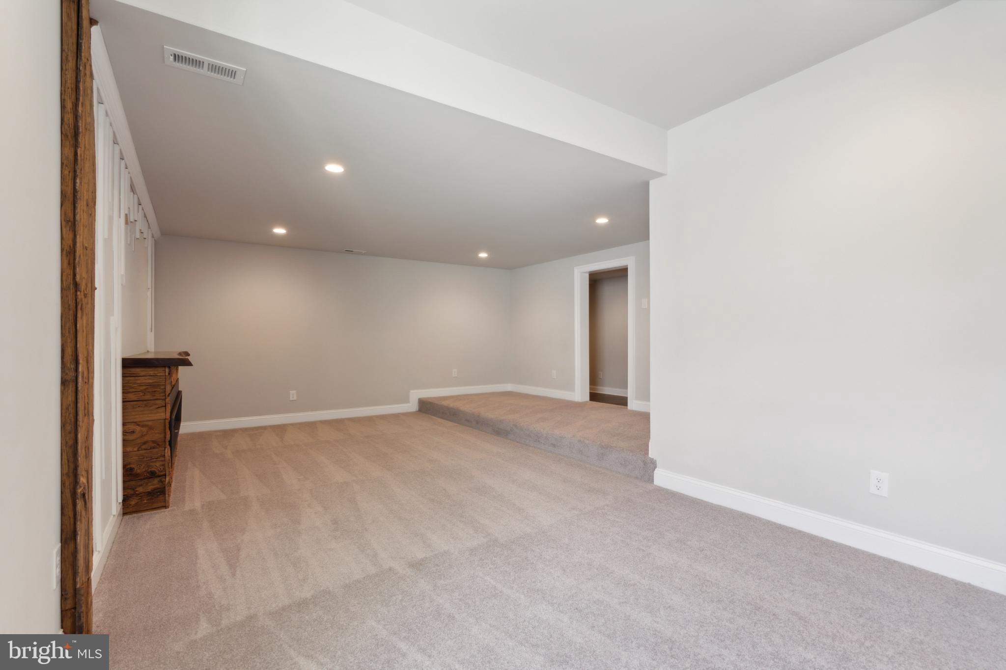 GOSHEN WALK - Residential