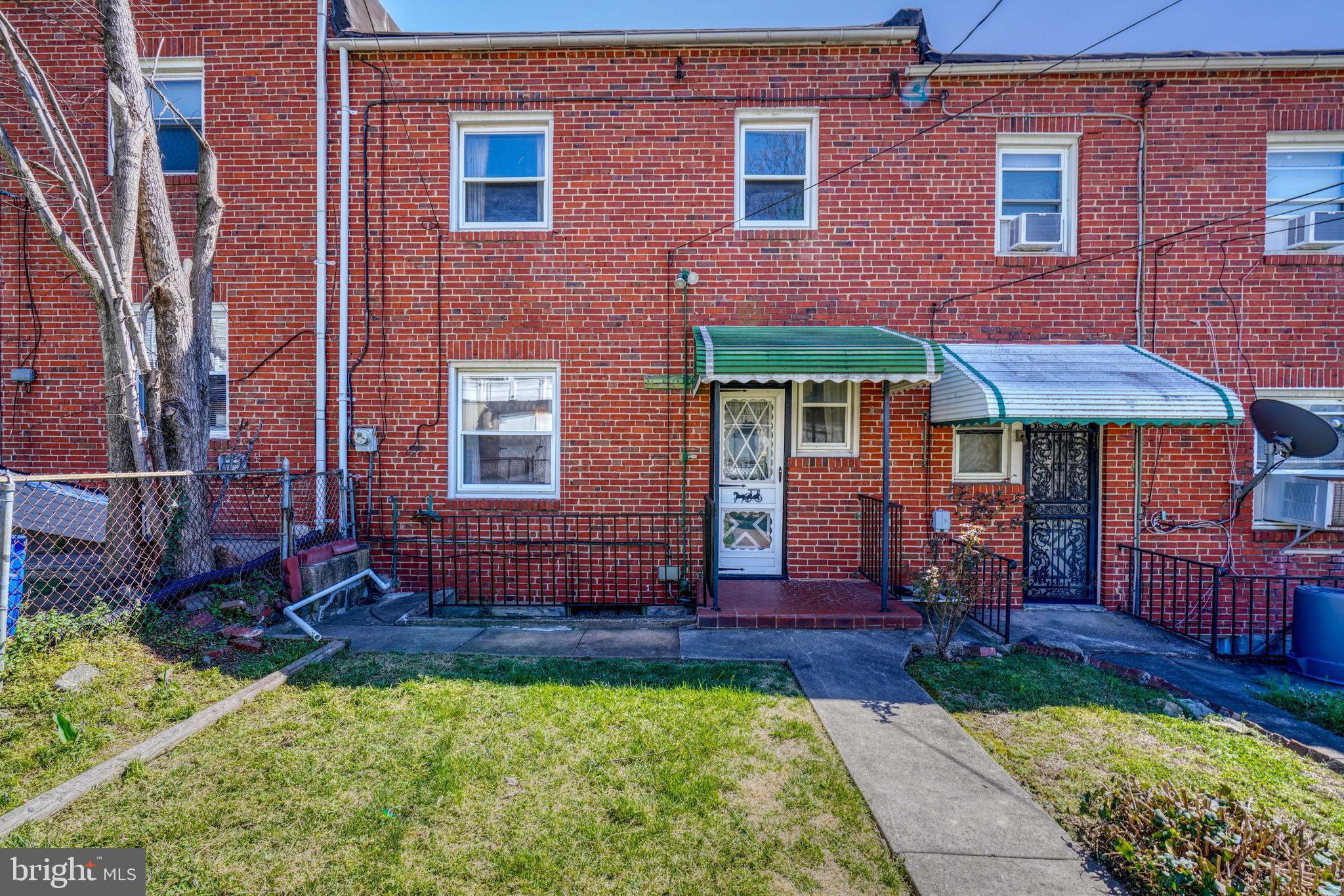 MONDAWMIN - Residential