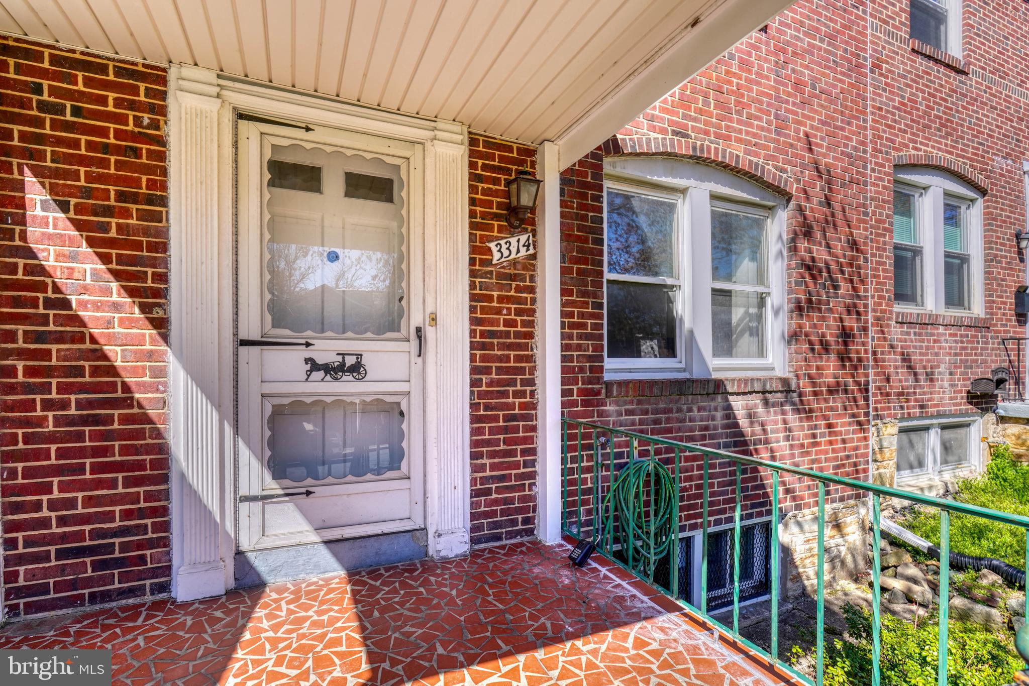 MONDAWMIN - Residential