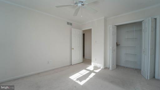 LINTHICUM OAKS - Residential