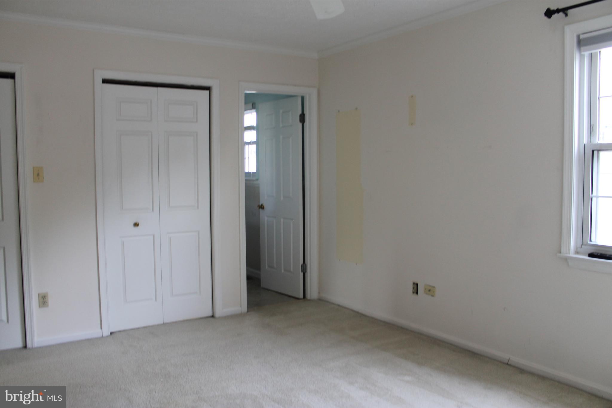 LINTHICUM OAKS - Residential