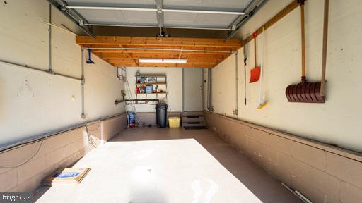 LINTHICUM OAKS - Residential