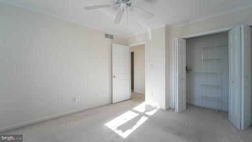 LINTHICUM OAKS - Residential