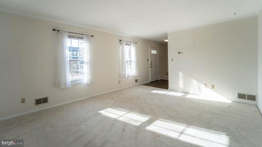 LINTHICUM OAKS - Residential