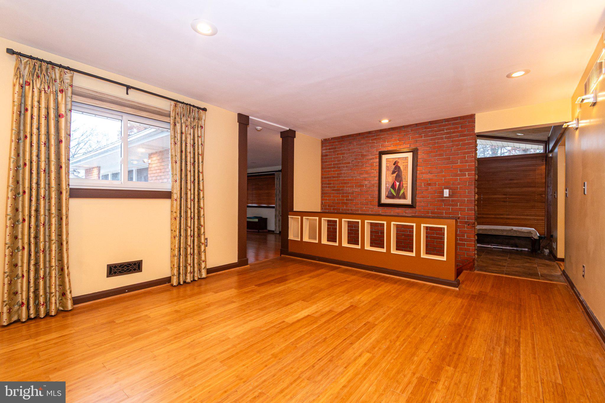 CATONSVILLE - Residential