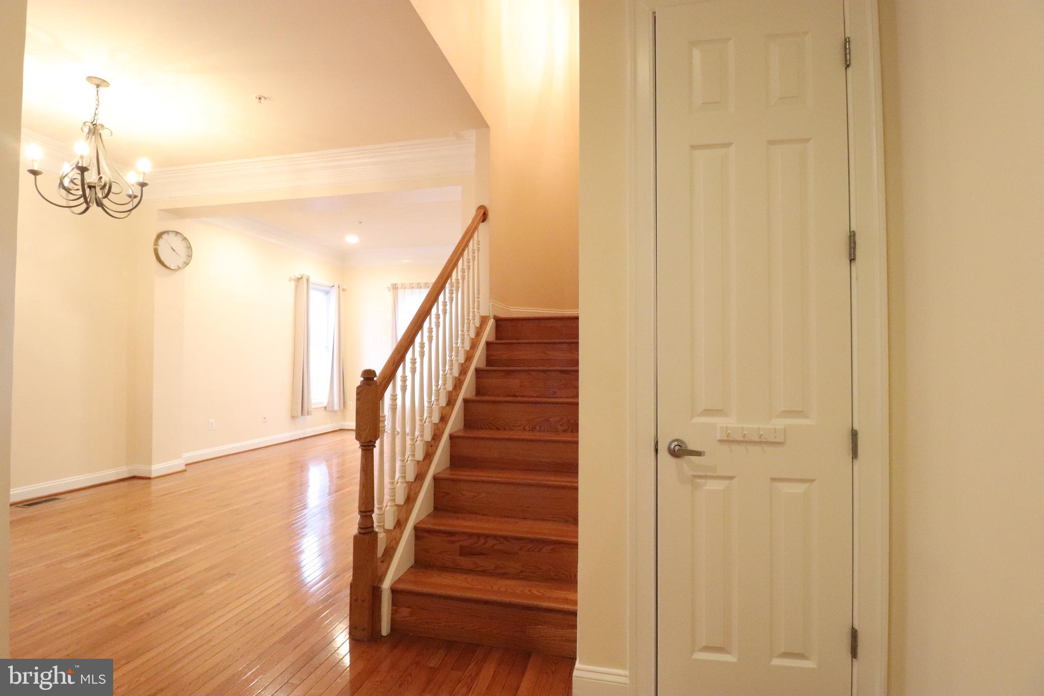 HIDDEN CREEK - Residential Lease