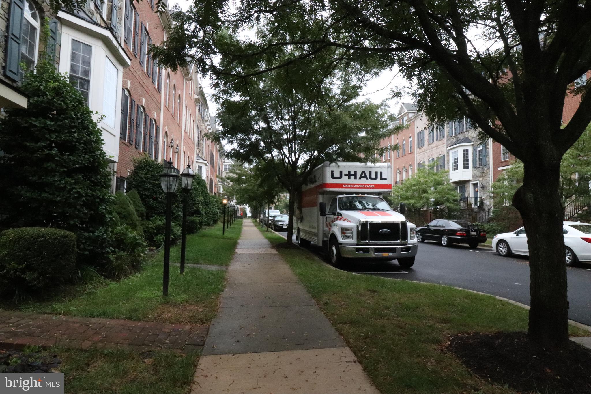 HIDDEN CREEK - Residential Lease