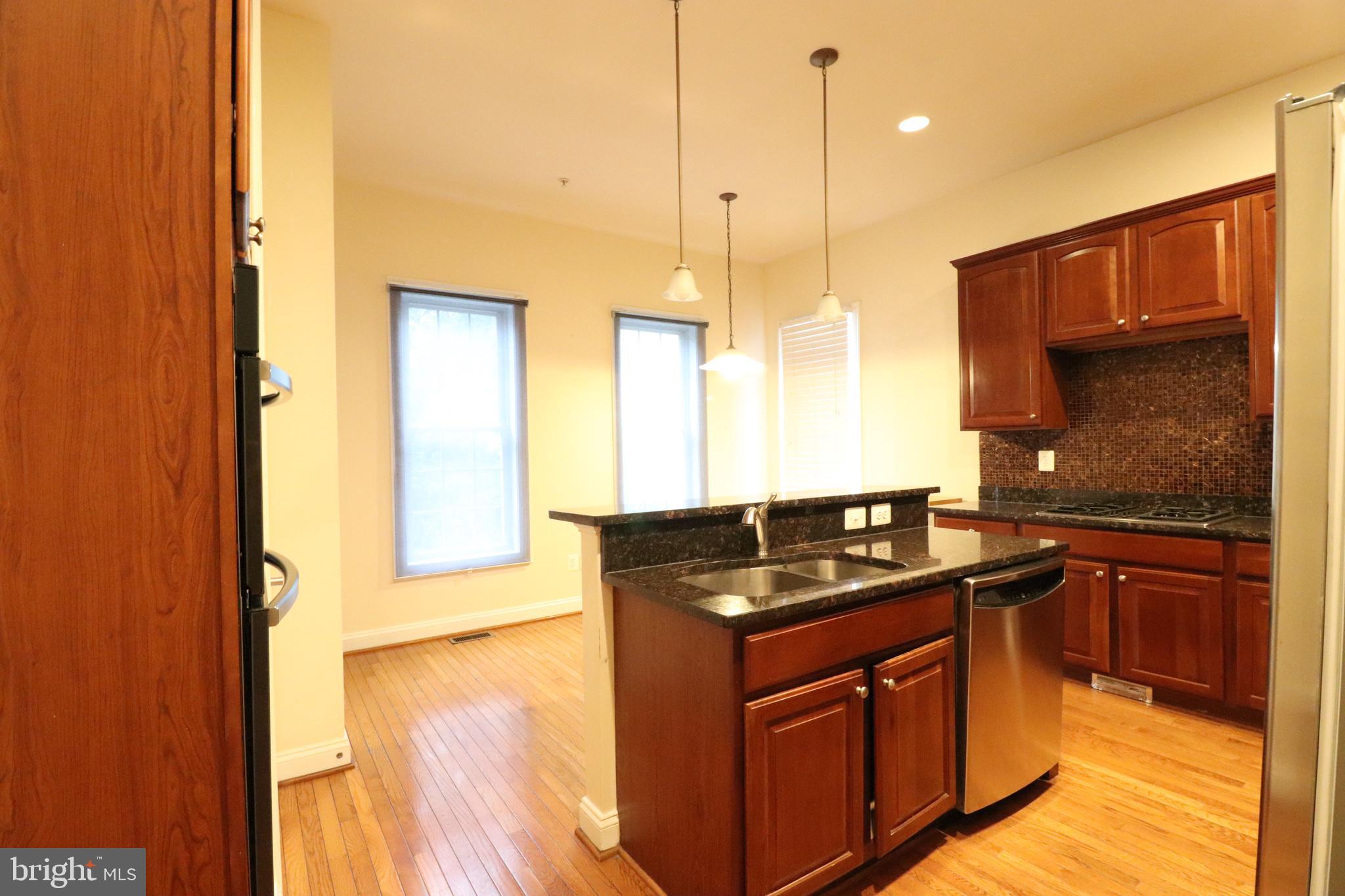 HIDDEN CREEK - Residential Lease