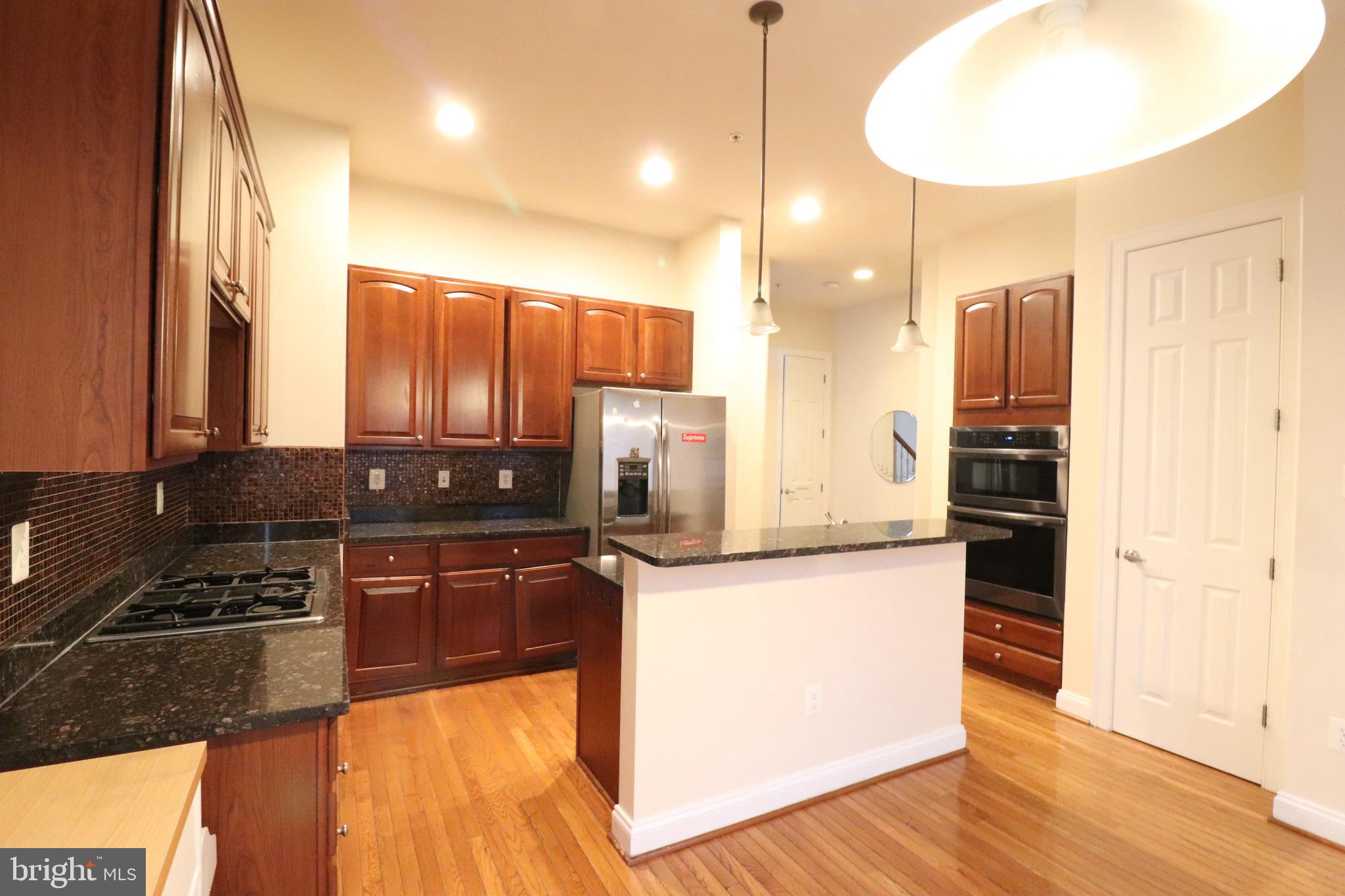 HIDDEN CREEK - Residential Lease