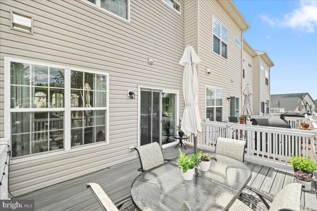 JEFFERSON PLACE - Residential