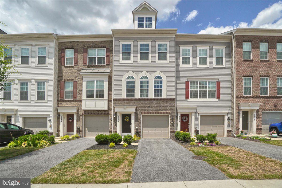 JEFFERSON PLACE - Residential