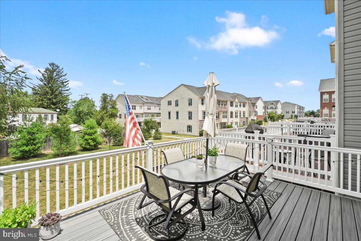 JEFFERSON PLACE - Residential