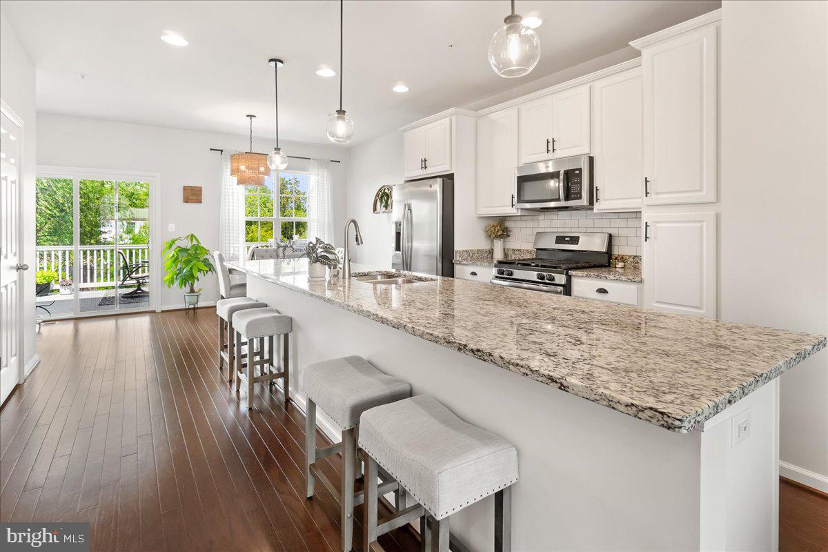 JEFFERSON PLACE - Residential